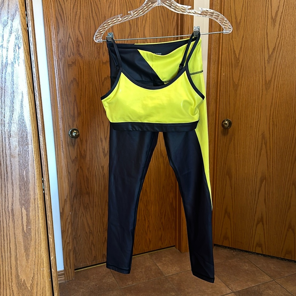 Zyia set! Light n tight bra-small and tights-4